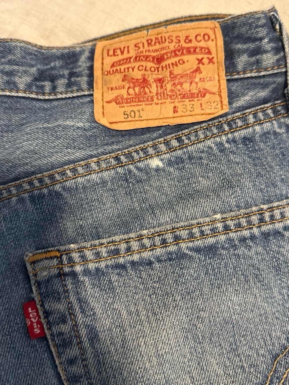 Levi's Men's Light Blue Denim Relaxed Jeans